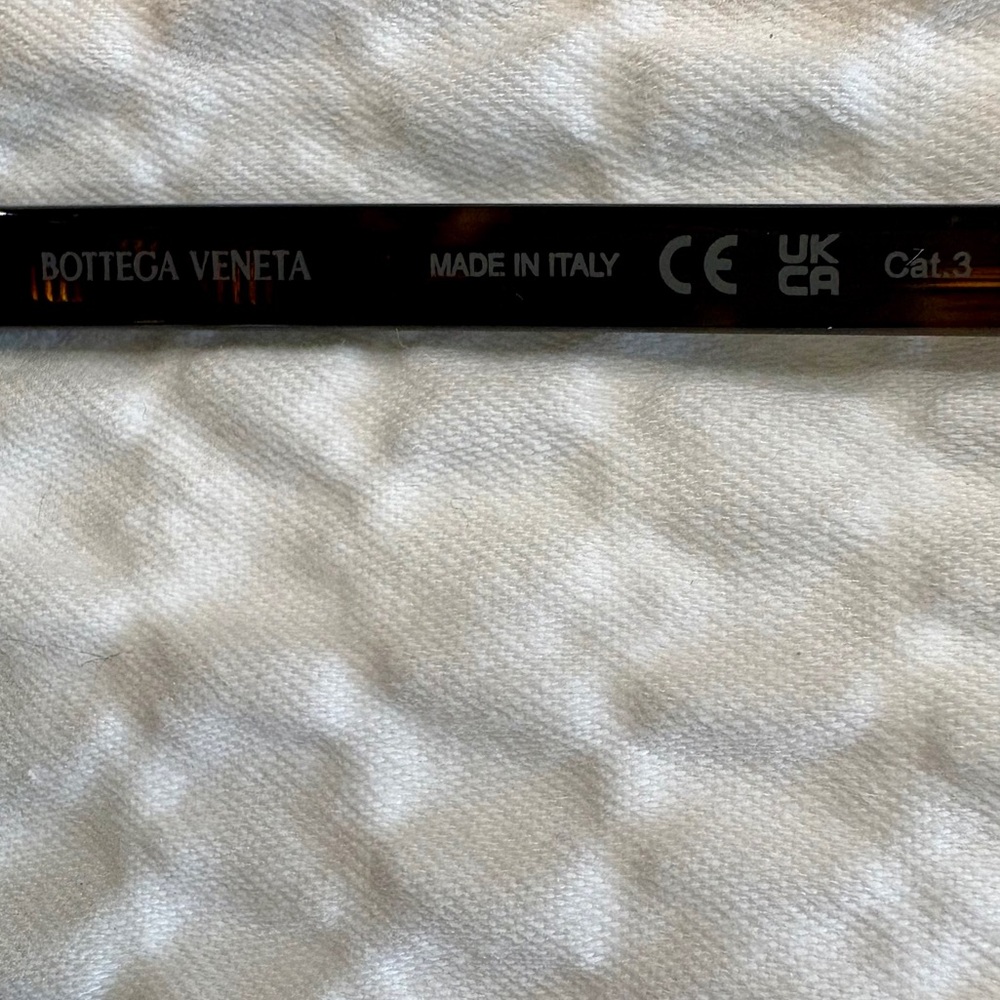 Bottega Veneta Havana Classic Tortie Sunglasses BV1255SA 002 Newer model EUC 😎🌟 - Picture 4 of 16